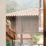 펜션 La Casa'l Cantirin *