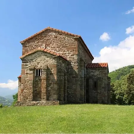 Holiday home La Casa'l Cantirin Pola de Lena